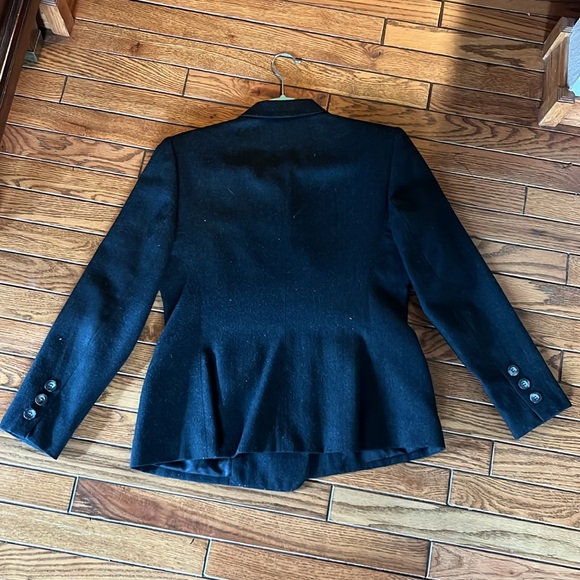 Jones New York black blazer 4P - Picture 7 of 9